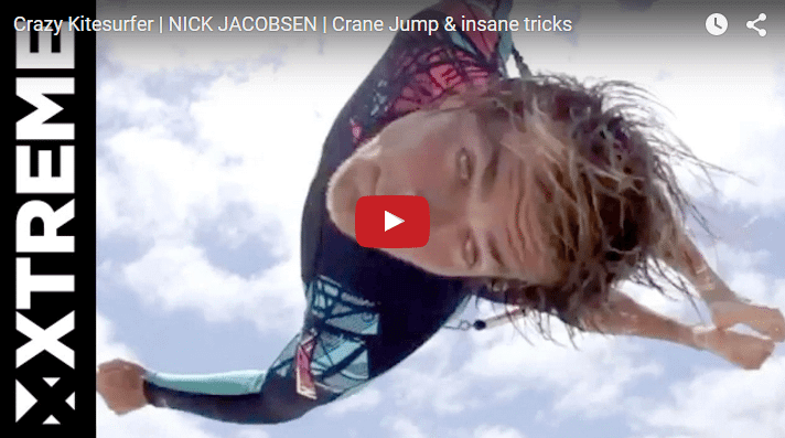 [:en]CRAZY KITESURFER NICK JACOBSEN – CRANE JUMP & INSANE TRICKS[:]