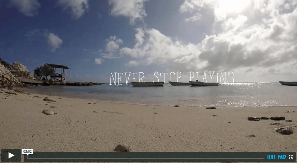 [:en]Never stop playing[:]