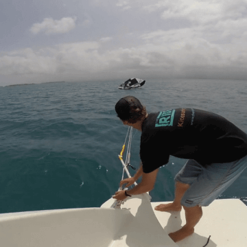 [:es]Panama Kitesurfing Cruise - Relanzar una cometa desde un barco[:en]Panama Kitesurfing Cruise - The Boat Launch [:]