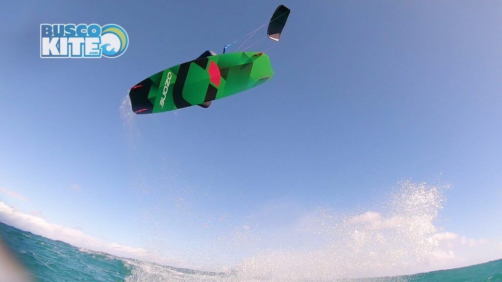 Buscokite Ozone Enduro V2 kitesurf barra Contact Water Control System 2018 Tabla Code presentacion-20