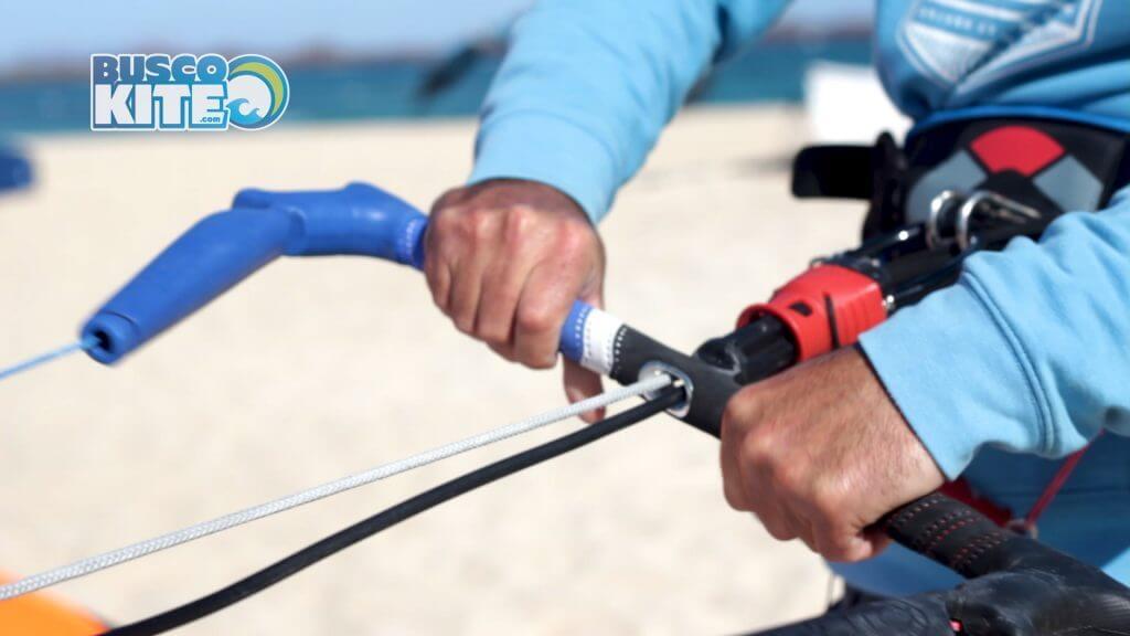 Buscokite Ozone Enduro V2 kitesurf barra Contact Water Control System 2018 Tabla Code presentacion-9